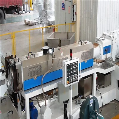 Allwthiwr Twin Sgriw Allwthiwr PVC Pelletizing Allwthio Llinell
